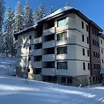 Evrika 19 Apartment Pamporovo